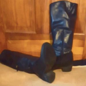 Womans Leather Boots